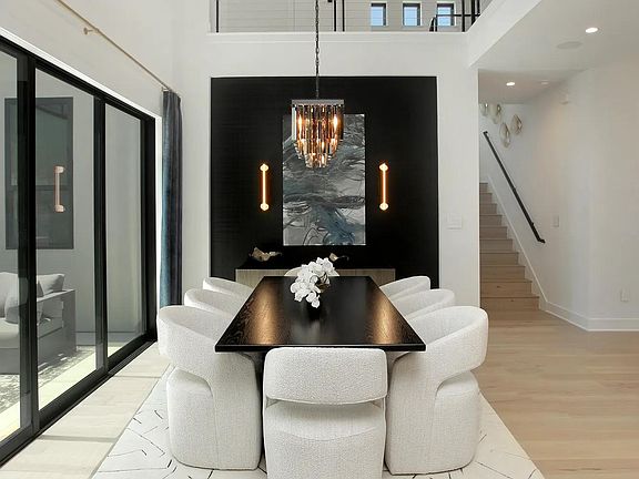 The Lynmar Dining Room