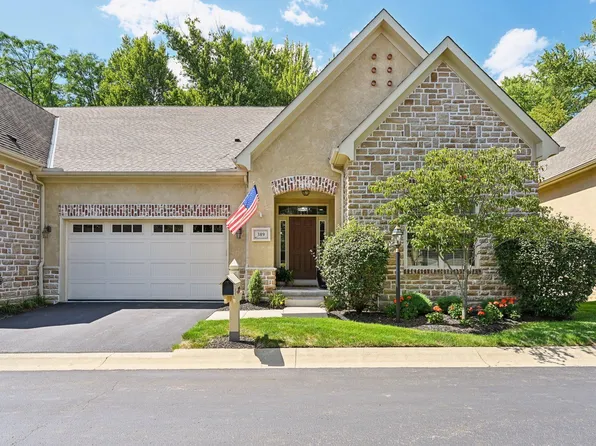 389 Ridgemoor Ln, Westerville, OH 43082