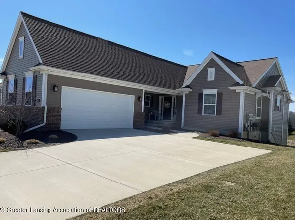 1208 Wineleaf Ln, Dewitt, MI 48820