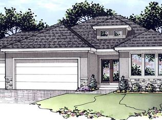 10775 S Shady Bend Rd, Olathe, KS 66061