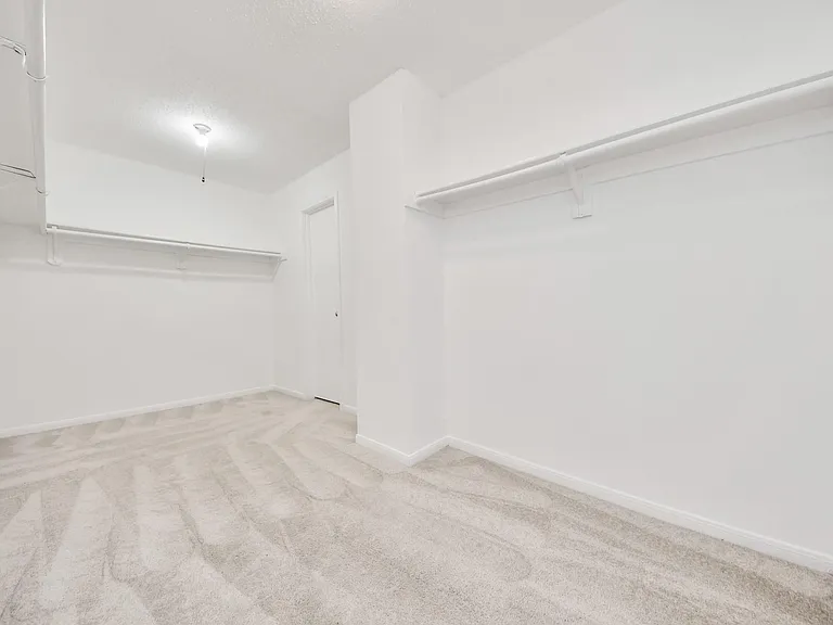 15534 Weldon Dr — Photo 34