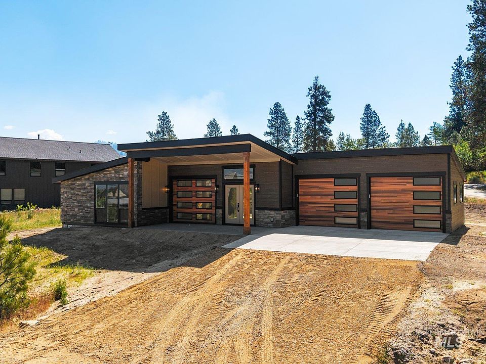 1st image of 71 Wapiti Ct