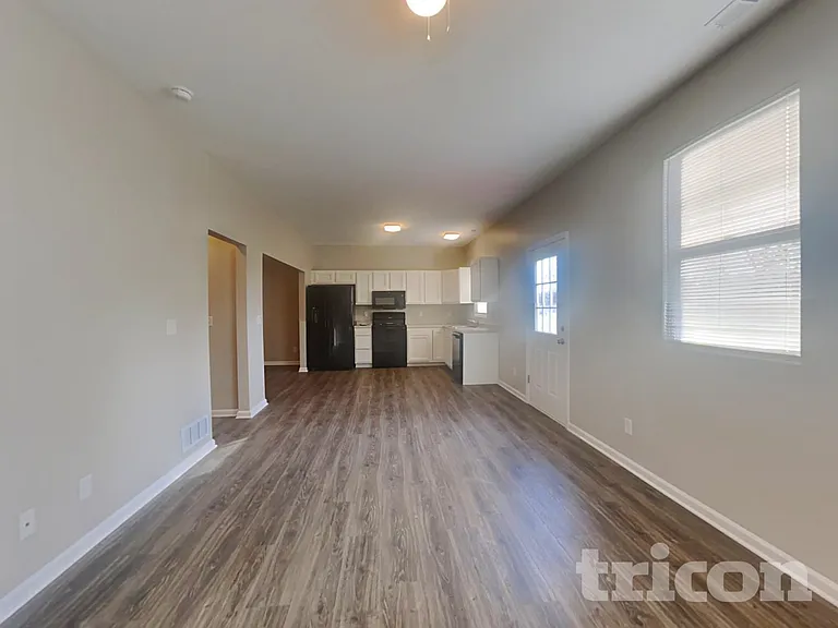 1098 Tomahawk Pl — Photo 4