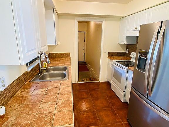3rd image of 5115 Island Date St