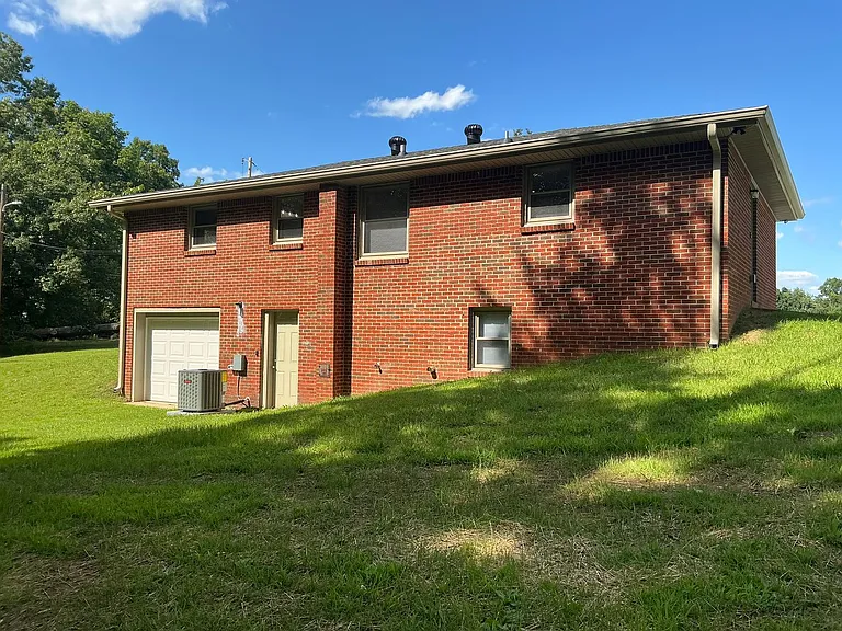 275 Attaway Rd — Photo 16