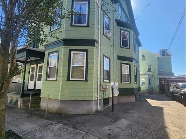 17-15.5 Amy St, Providence, RI 02906