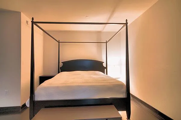 Sold by Kian Realty | media 8