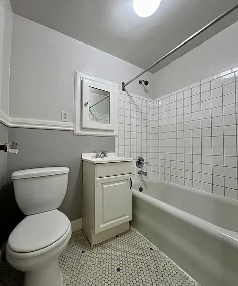 757 Leavenworth — Photo 9
