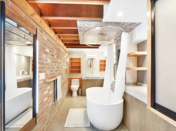 2945 Valmere Dr, Malibu, CA 90265