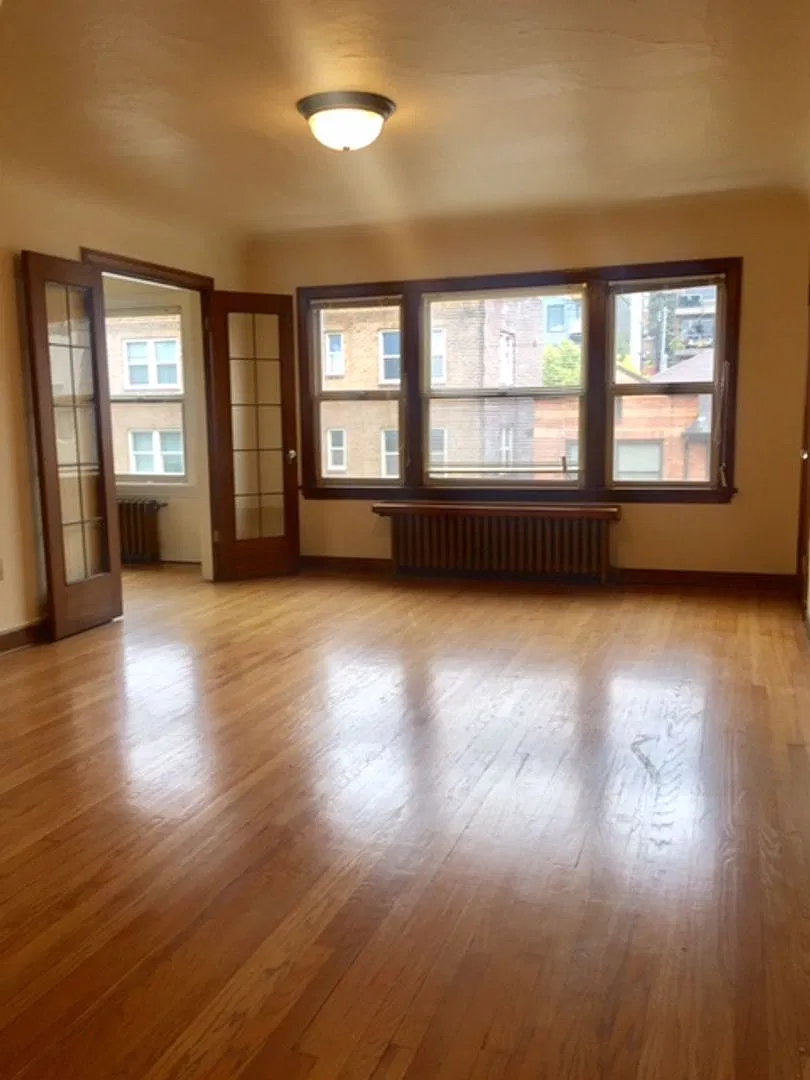 Catalina Apartments — Photo 4