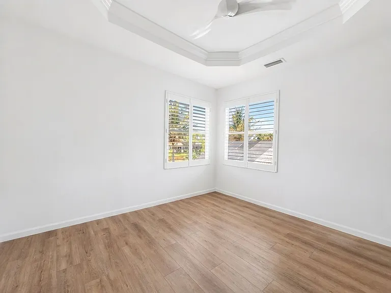 6772 Southern Oak Ct — Photo 10