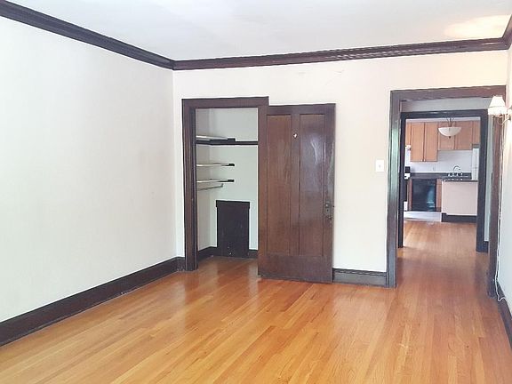 4th image of 41 South Blvd APT 2E