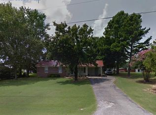 52 Southview Rd, Pinson, TN 38366