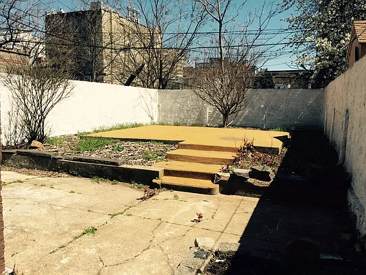 Rented by Tran Real Estate Inc. | media 2