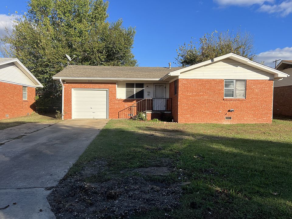 1st image of 932 N Linda Ave