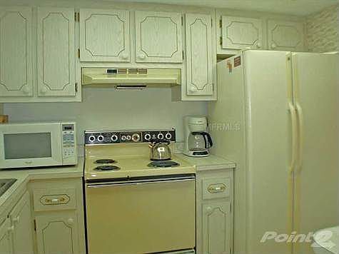 3rd image of 3925 Lake Bayshore Dr