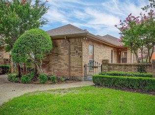5879 Westhaven Dr, Fort Worth, TX 76132
