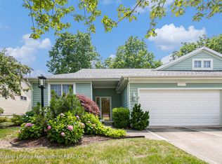 3621 Sawgrass Cir, Lansing, MI