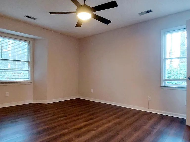 1300 Park Glen Dr #302 — Photo 15
