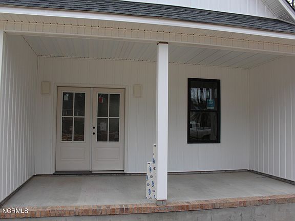 3rd image of 108 Seattle Slew Dr
