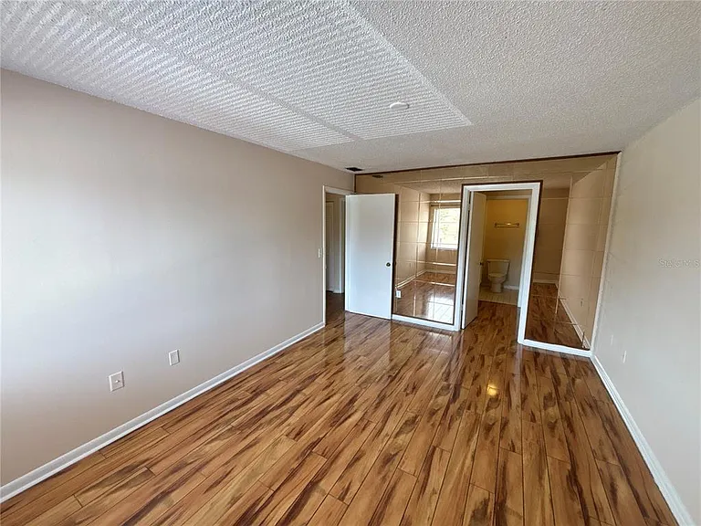 5169 Vineland Rd #B208 — Photo 19