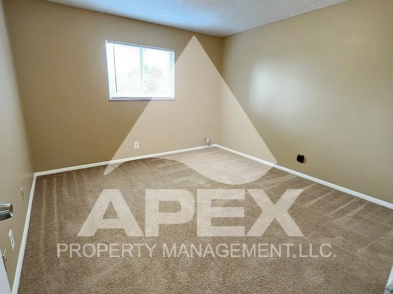 Kendle Wood Apartments — Photo 12