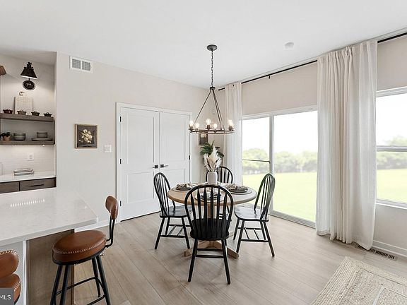 5th image of LOT 413 109 Pickersgill St