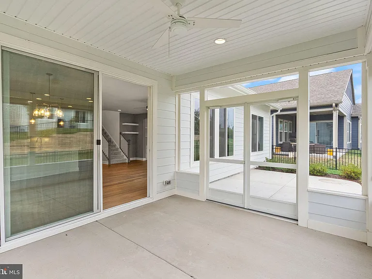 121 Cowbird St — Photo 25
