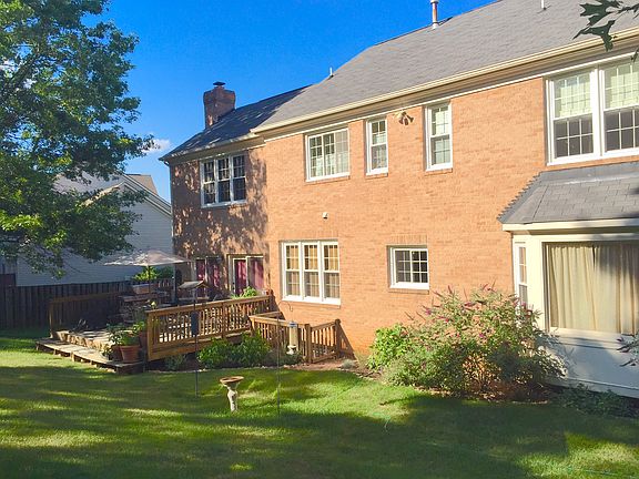 4th image of 9105 Lynchburg Ct