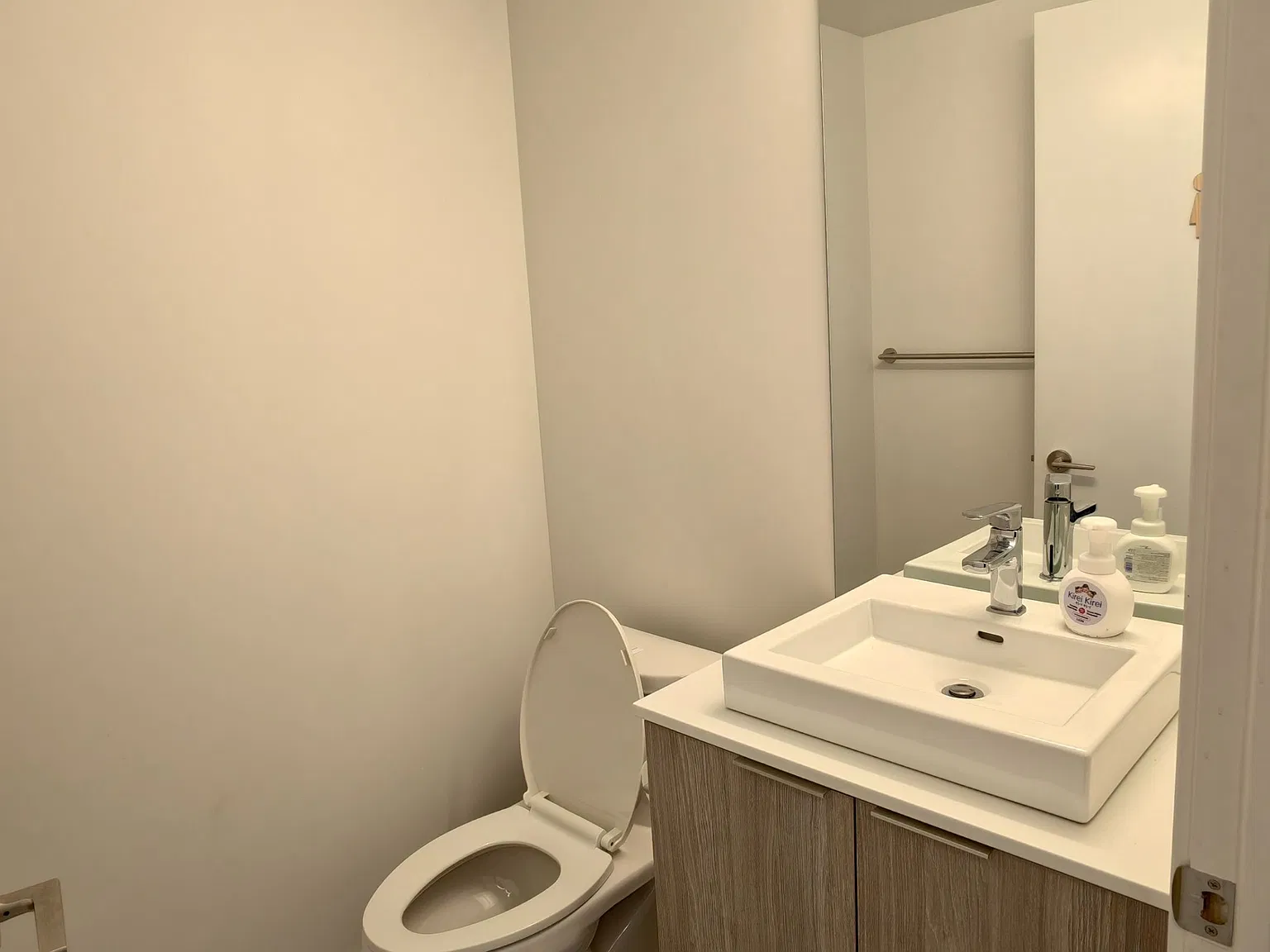 2 bed, $3,300 — Photo 3