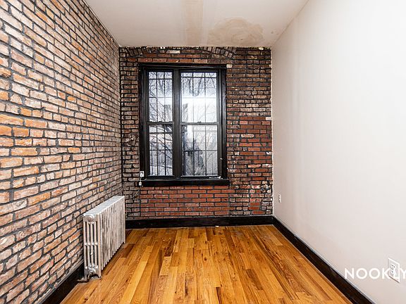 4th image of 170 Irving Ave #3L