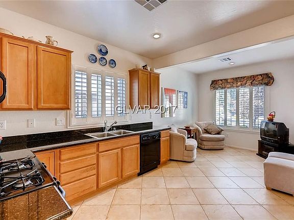 Breakfast nook can be used as sitting area.
