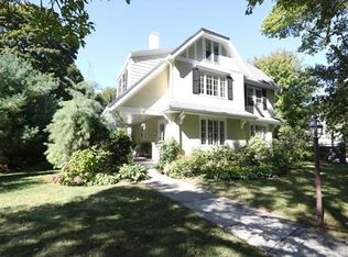 5 Brae Burn Rd, Newton, MA 02466