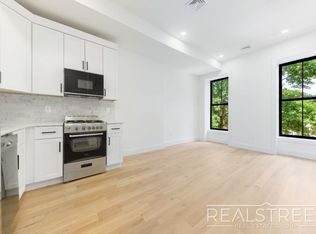 246 Vernon Ave APT 4, Brooklyn, NY 11206