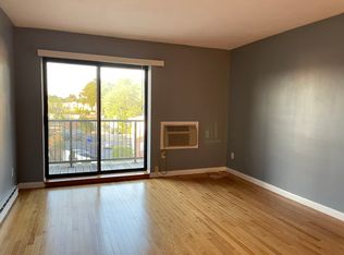 116 Spring St APT D10, Boston, MA 02132