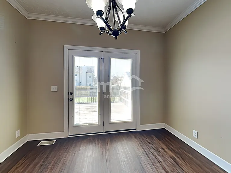 1802 Potters Ct — Photo 6