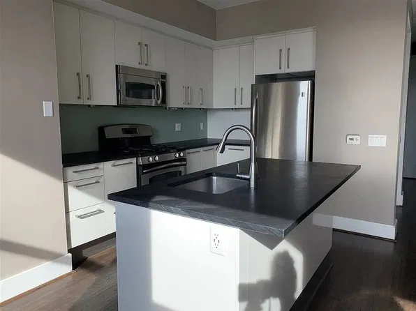 4 Beacon Way, Jersey City, NJ