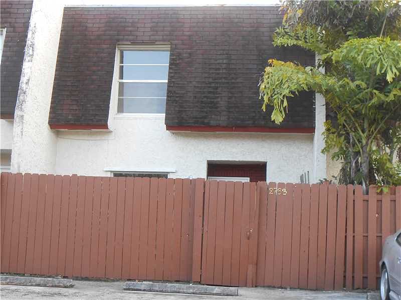 1st image of 2763 SW 45th St