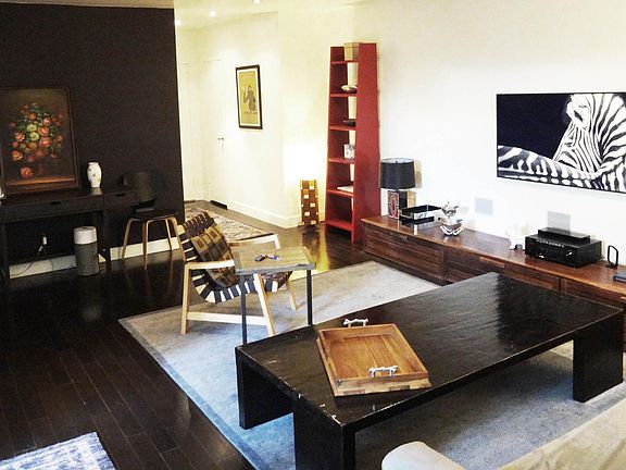 2nd image of 1010 Palm Ave APT 109