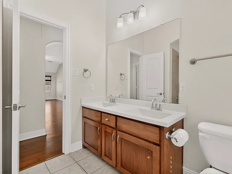 6819 Saint Francis Ct — Photo 27