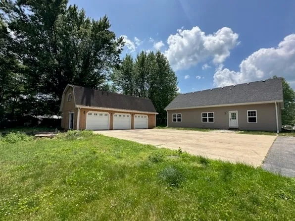 1807 Roberts St, Wilmington, IL 60481