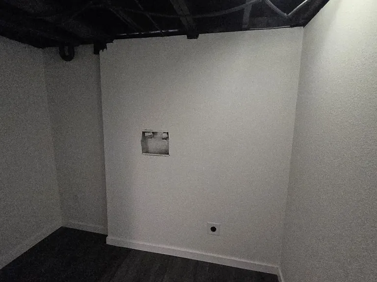 603 S Pershing Ave — Photo 16