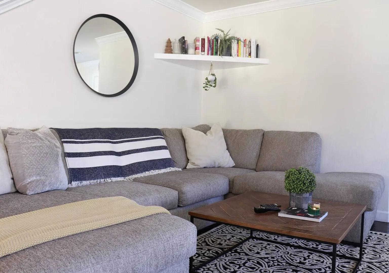 Cozy South East ATX Haven - 3 Bedroom — Photo 1