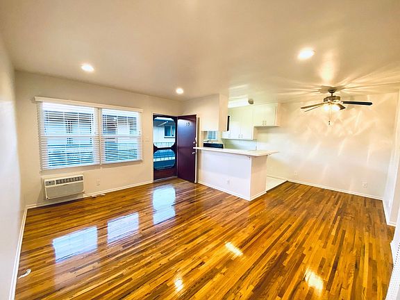 4th image of 2956-3022 S Robertson Blvd #113-2958-1