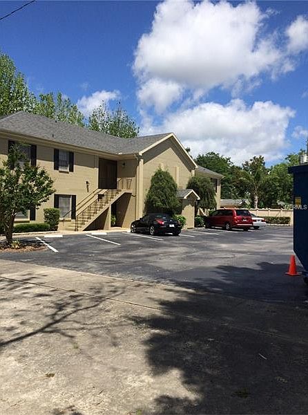 2nd image of 223 Windsor St APT 5A