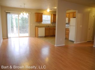 5044 Greenwood Dr, Rockaway Beach, MO 65740
