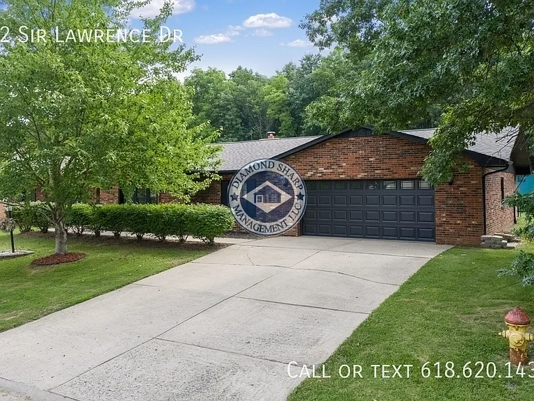 22 Sir Lawrence Dr — Photo 16
