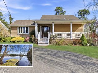 1425 Amsterdam Ave, Toms River, NJ 08757