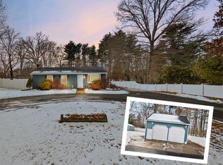 315 Old Center St, Middleboro, MA 02346