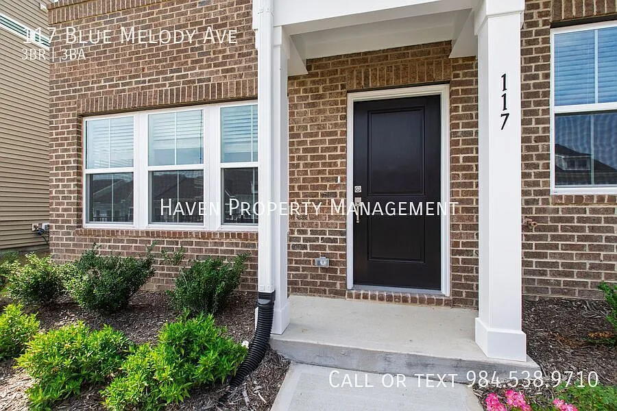 Brand-New 3BR End-Unit Townhome in Renaissance at White Oak — Photo 2